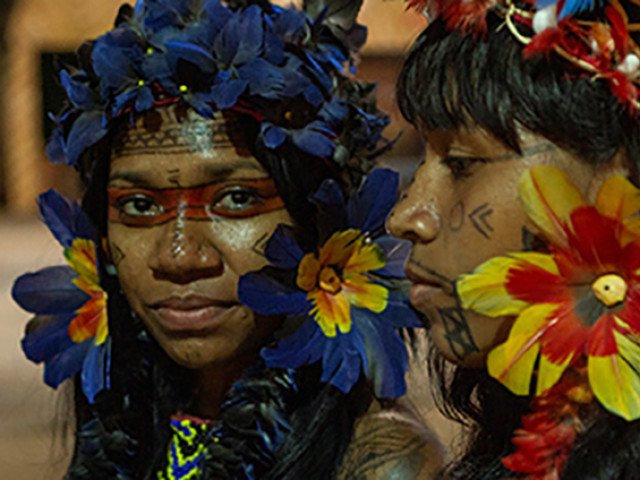 Karaja girls, foto by Marco Jacob